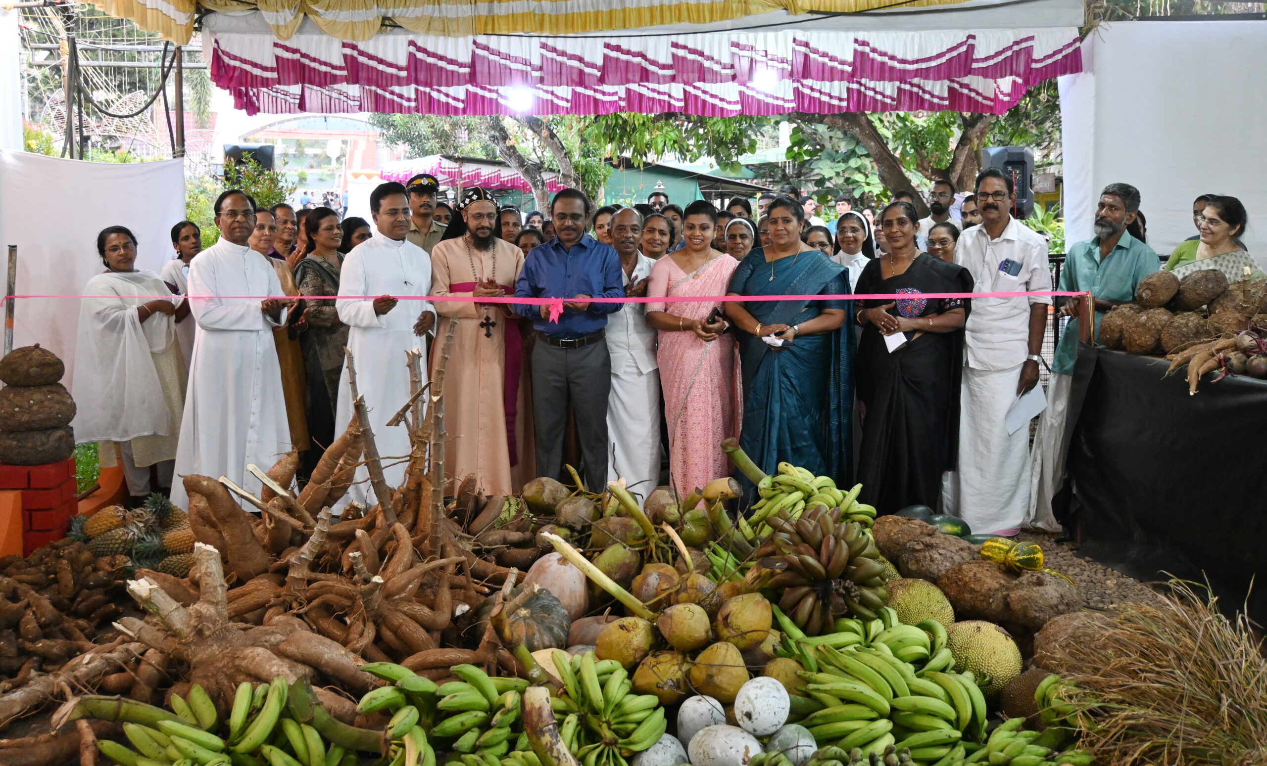 കാര്‍ഷിക വിളകളുടെ വിപുലമായ ശേഖരവുമായി ചൈതന്യ കാര്‍ഷിക മേളയില്‍ വിളപ്രദര്‍ശന പവിലിയന്‍
