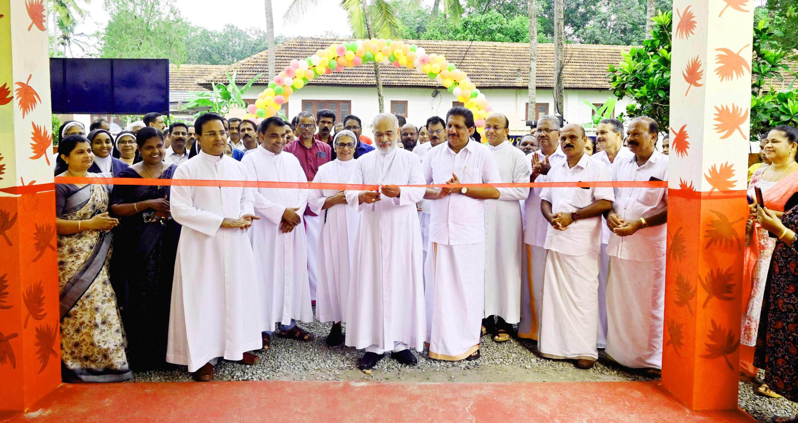 അന്ധബധിര വൈകല്യമുള്ളവര്‍ക്കും ബഹുവൈകല്യമുള്ളവര്‍ക്കും കരുതല്‍ ഒരുക്കുവാന്‍ റിസോഴ്‌സ് സെന്ററുമായി കോട്ടയം അതിരൂപത