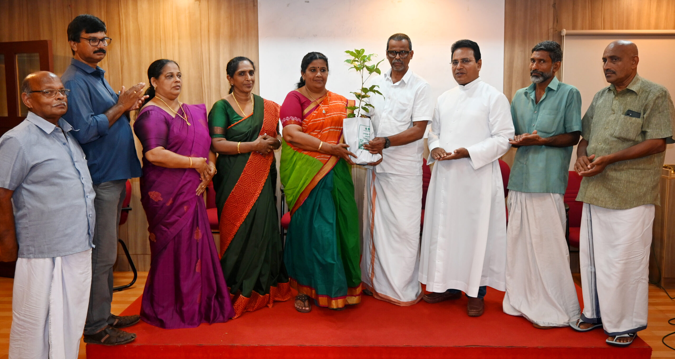 പരിസ്ഥിതി ദിനത്തില്‍ ഫലവൃക്ഷ വ്യാപന പദ്ധതിയുമായി കെ.എസ്.എസ്.എസ്