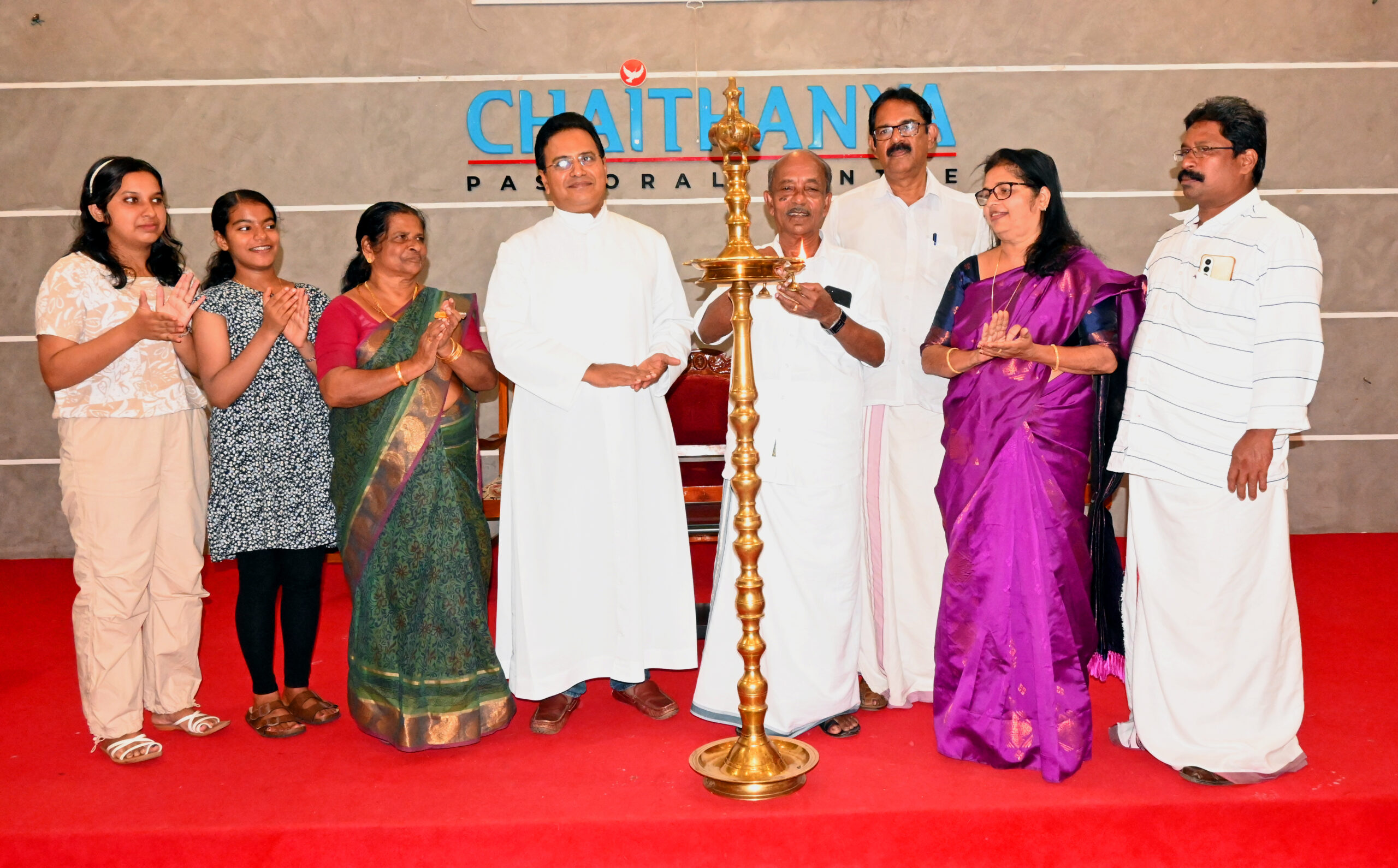 നോട്ട് ബുക്കുകള്‍ വിതരണം ചെയ്തു