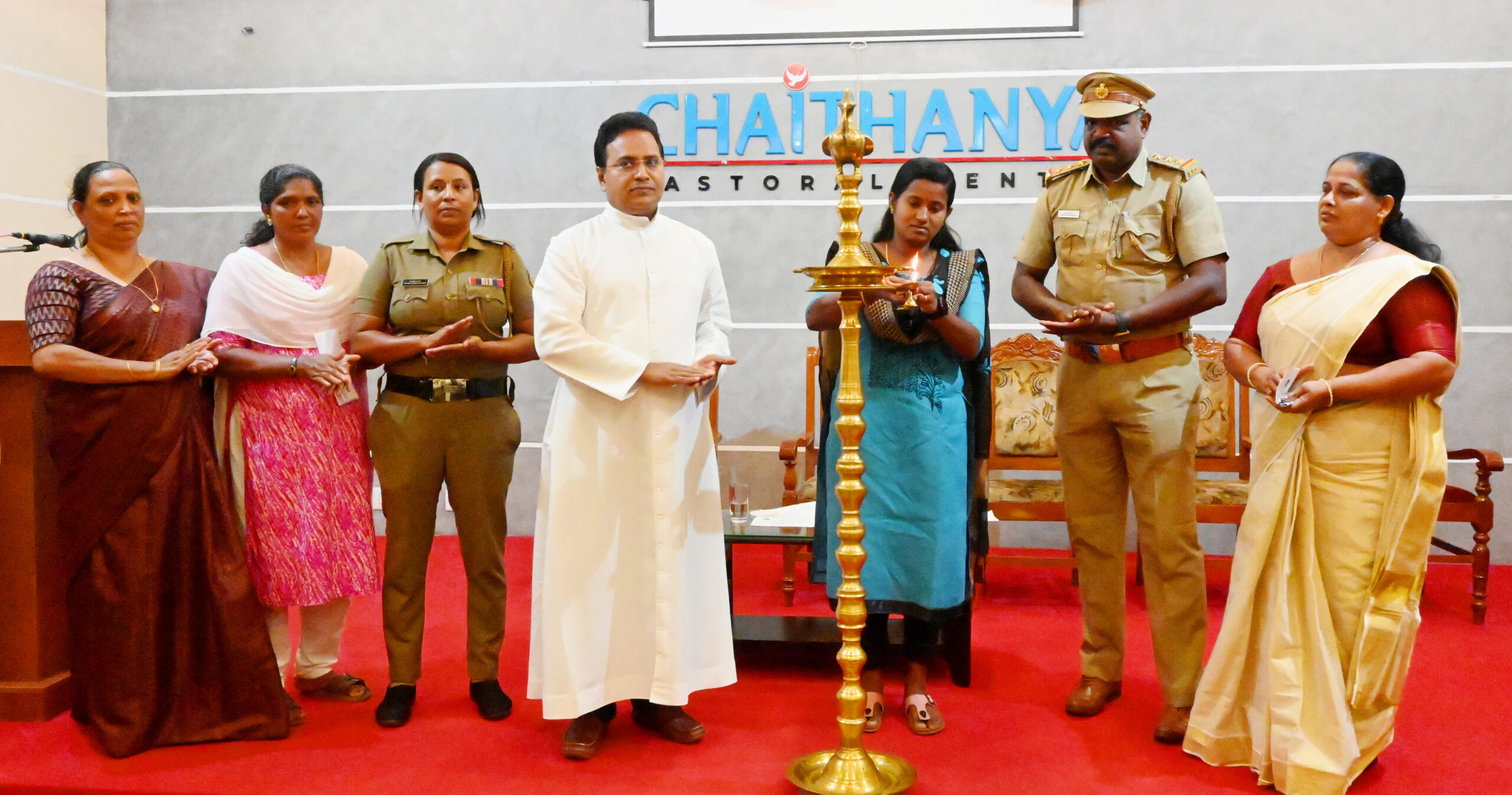 ബോണ്ടിംഗ് ഫാമിലീസ് പദ്ധതി സ്ത്രീ സുരക്ഷ നിയമ അവബോധ സെമിനാര്‍ സംഘടിപ്പിച്ചു